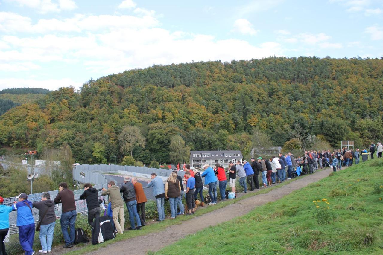 Nringrooms Exit-Breidscheid Adenau Bagian luar foto